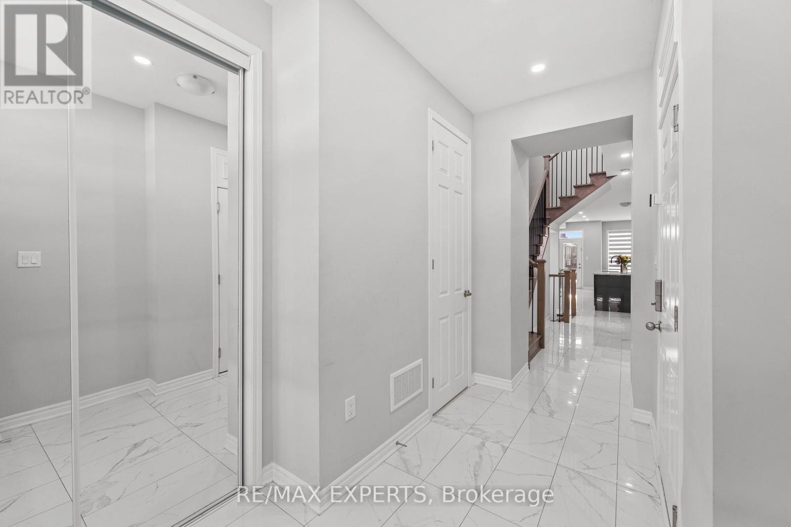 1437 Kerrydale Avenue, Pickering, Ontario  L1X 0M9 - Photo 8 - E12868618