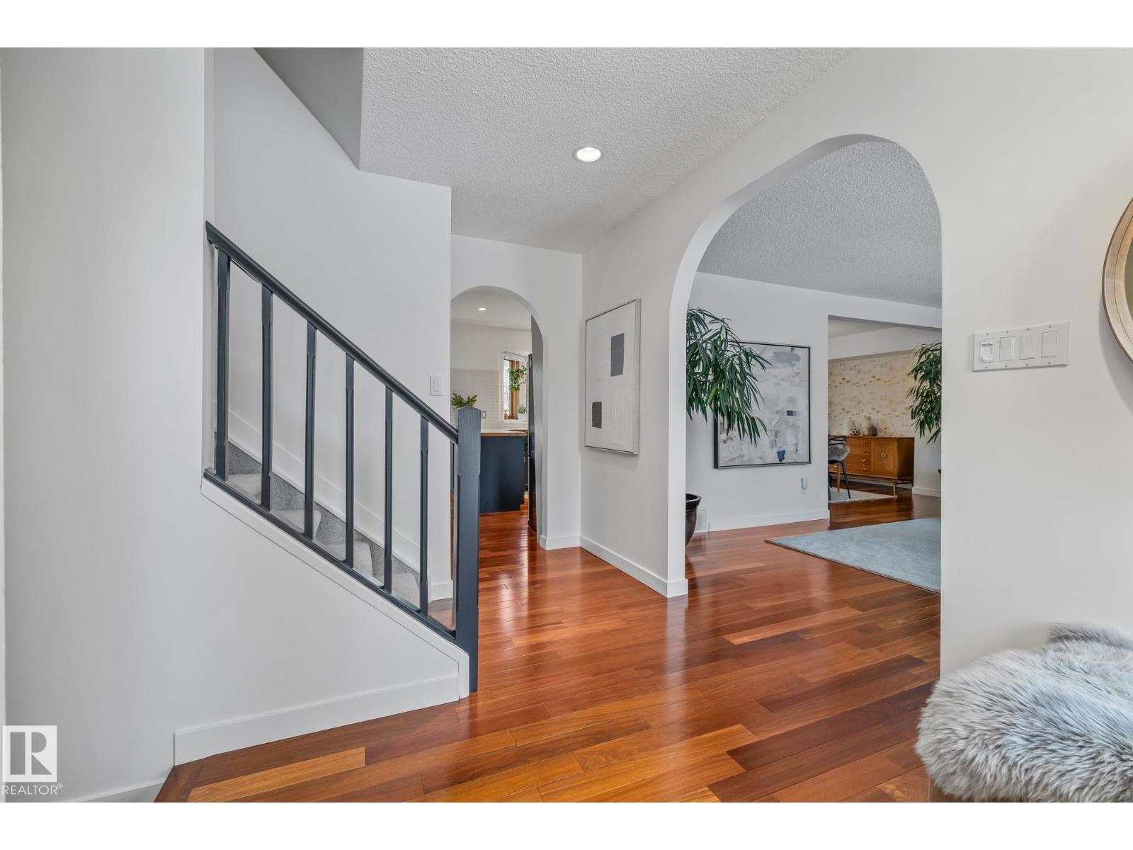 175 Roy St Nw, Edmonton, Alberta  T6R 2A8 - Photo 5 - E4476785