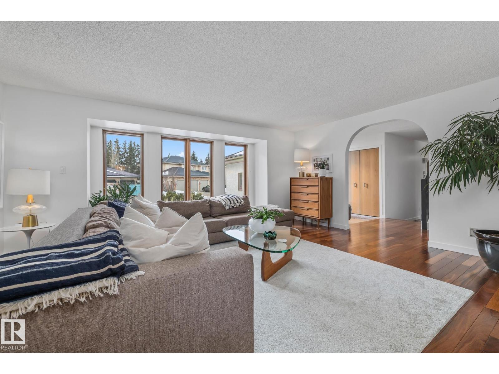 175 Roy St Nw, Edmonton, Alberta  T6R 2A8 - Photo 6 - E4476785