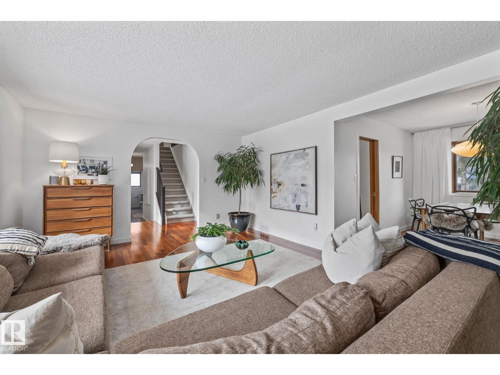 175 Roy St Nw, Edmonton, Alberta  T6R 2A8 - Photo 9 - E4476785