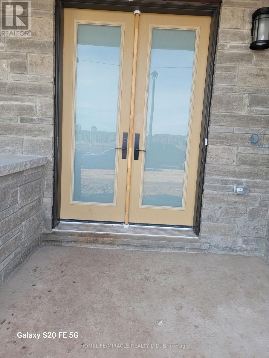 3320 UMAR AVENUE, Oakville, Ontario