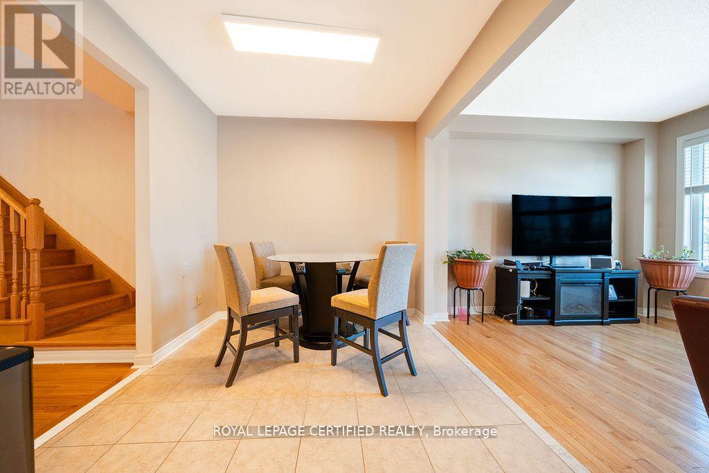 408 Bessborough Drive, Milton, Ontario  L9T 8P8 - Photo 14 - W12868644