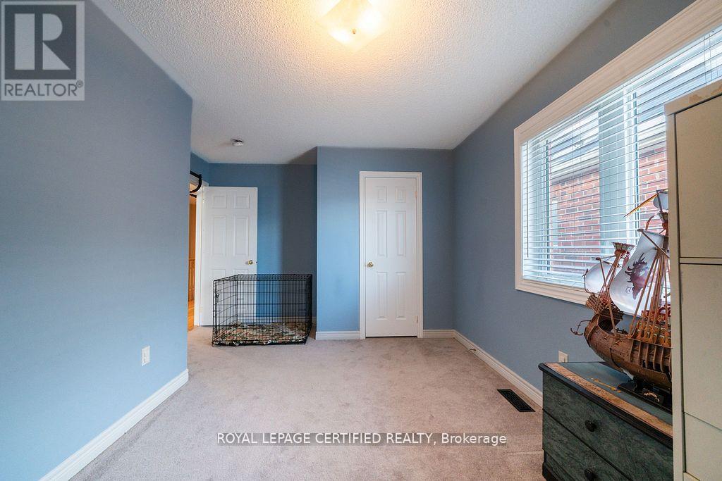 408 Bessborough Drive, Milton, Ontario  L9T 8P8 - Photo 30 - W12868644