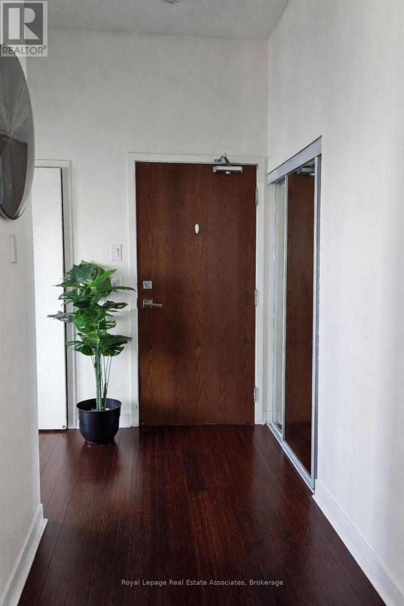 2211 - 365 Prince Of Wales Drive, Mississauga, Ontario  L5B 0G6 - Photo 2 - W12868658