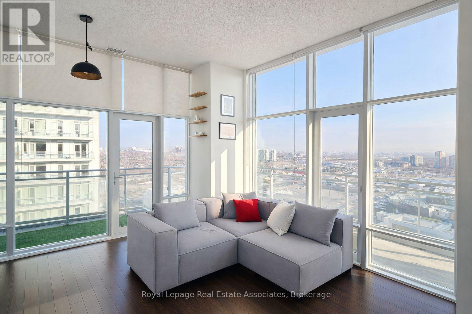 2211 - 365 Prince Of Wales Drive, Mississauga, Ontario  L5B 0G6 - Photo 5 - W12868658