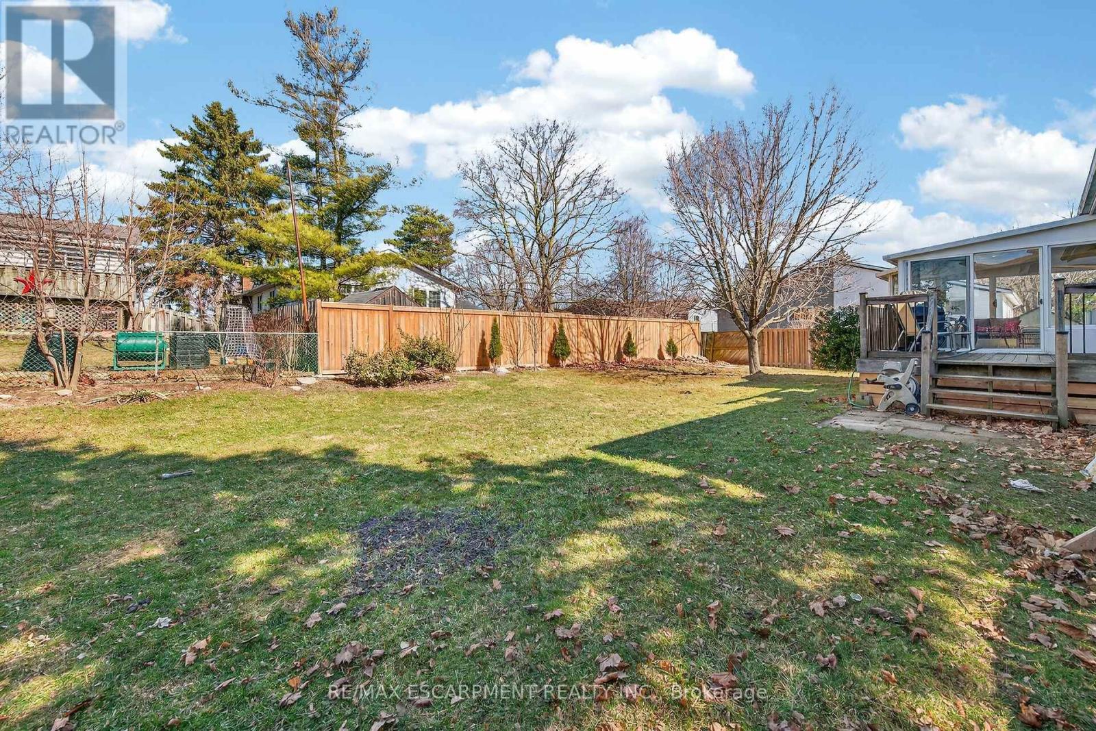 96 Dundee Drive, Haldimand, Ontario  N3W 1J8 - Photo 36 - X12868576