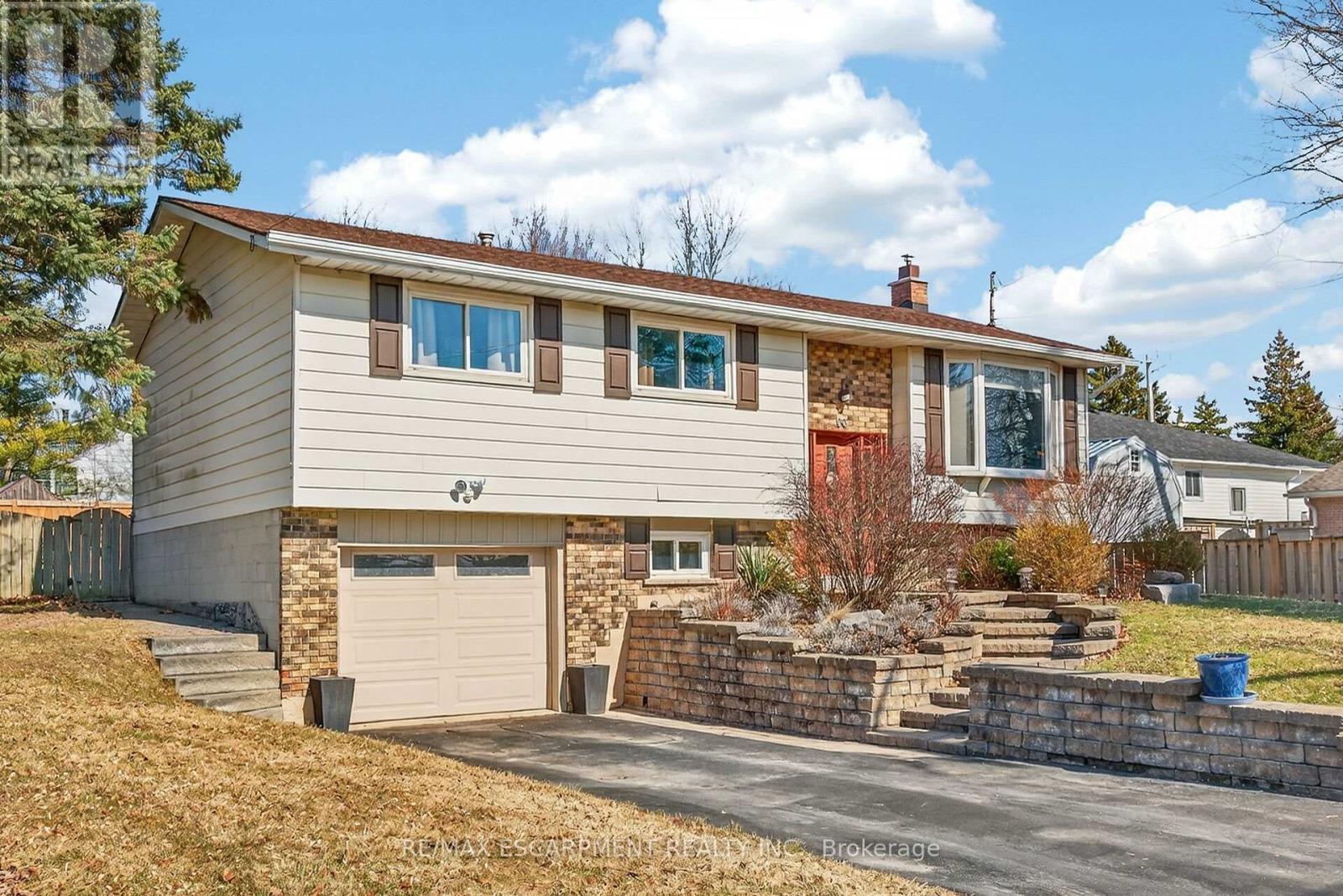 96 Dundee Drive, Haldimand, Ontario  N3W 1J8 - Photo 4 - X12868576