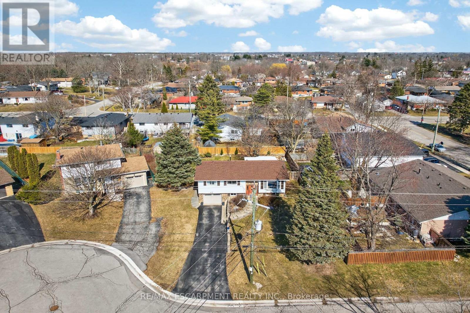 96 Dundee Drive, Haldimand, Ontario  N3W 1J8 - Photo 41 - X12868576