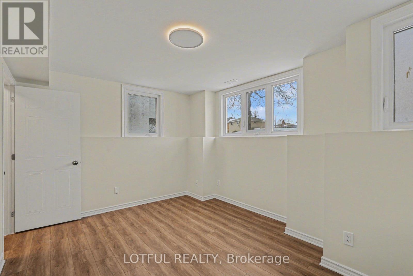 B - 725 Alesther Street, Ottawa, Ontario  K1K 1H7 - Photo 10 - X12848494