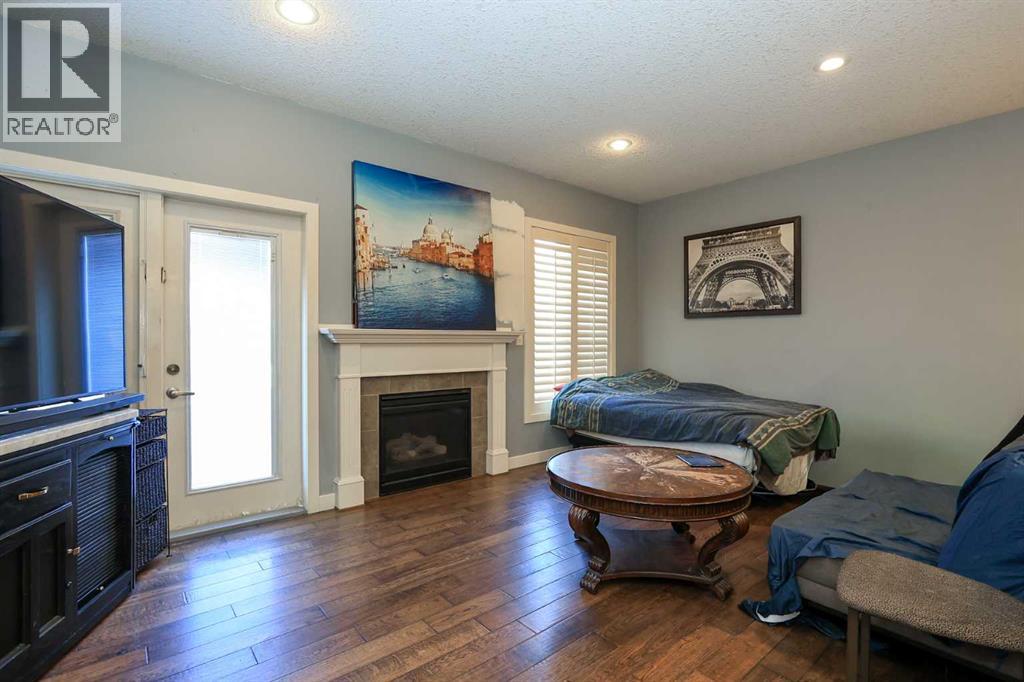 6 Shaw Close, Red Deer, Alberta  T4R 0L3 - Photo 4 - A2287905