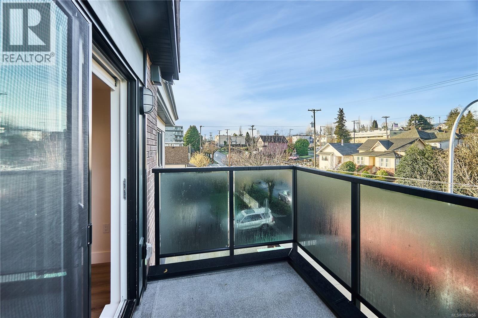 308 45 Haliburton St, Nanaimo, British Columbia  V9R 4V6 - Photo 20 - 1028456