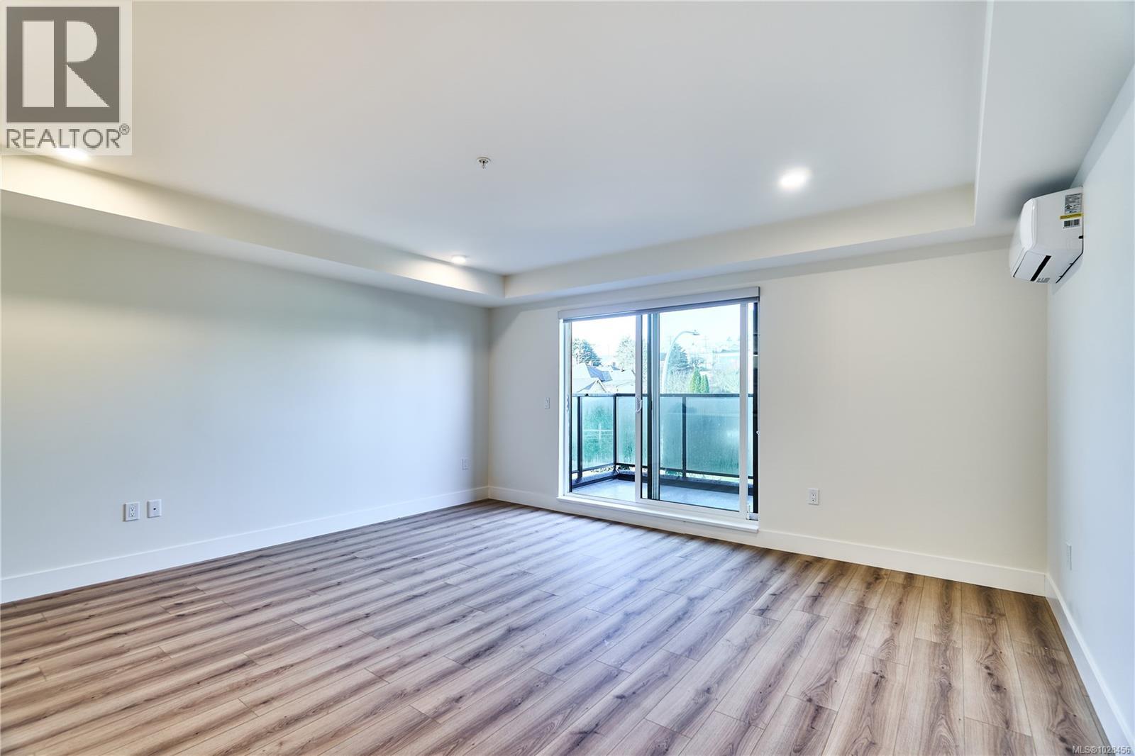 308 45 Haliburton St, Nanaimo, British Columbia  V9R 4V6 - Photo 30 - 1028456