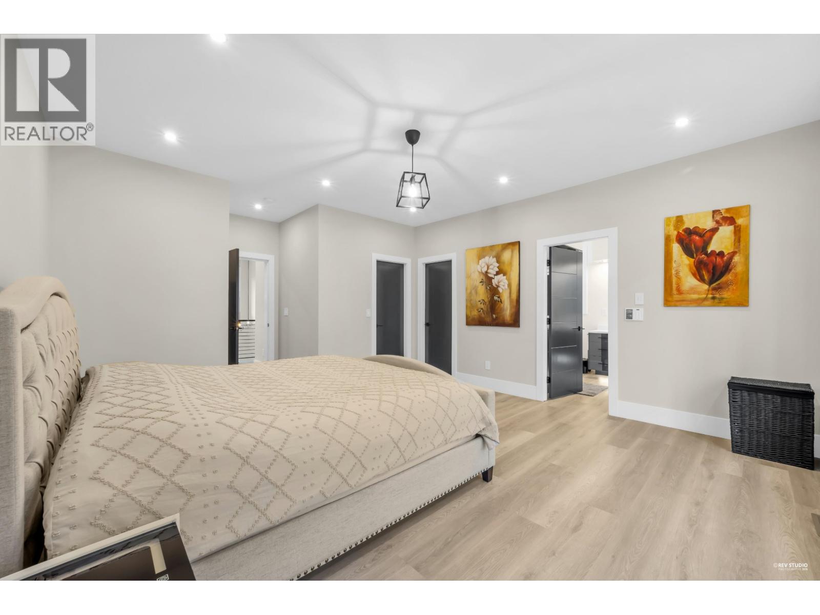 8230 Lakefield Drive, Burnaby, British Columbia  V5E 4G7 - Photo 19 - R3097563