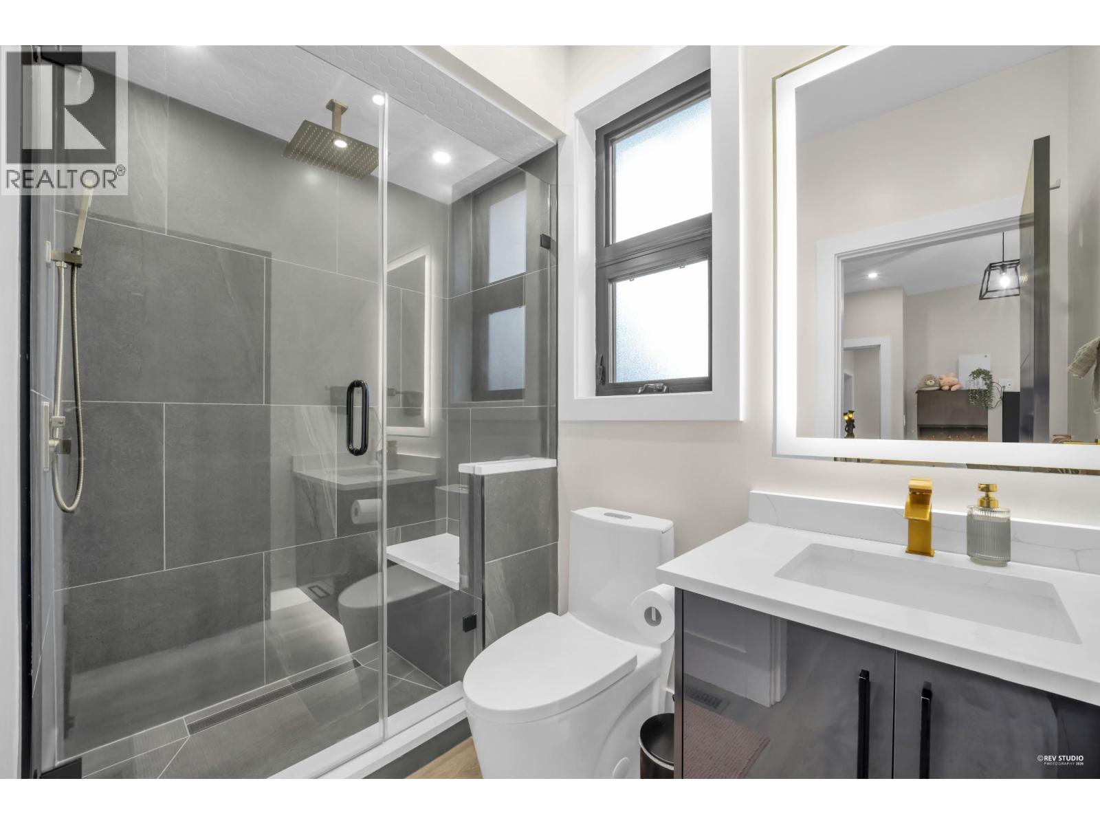 8230 Lakefield Drive, Burnaby, British Columbia  V5E 4G7 - Photo 25 - R3097563