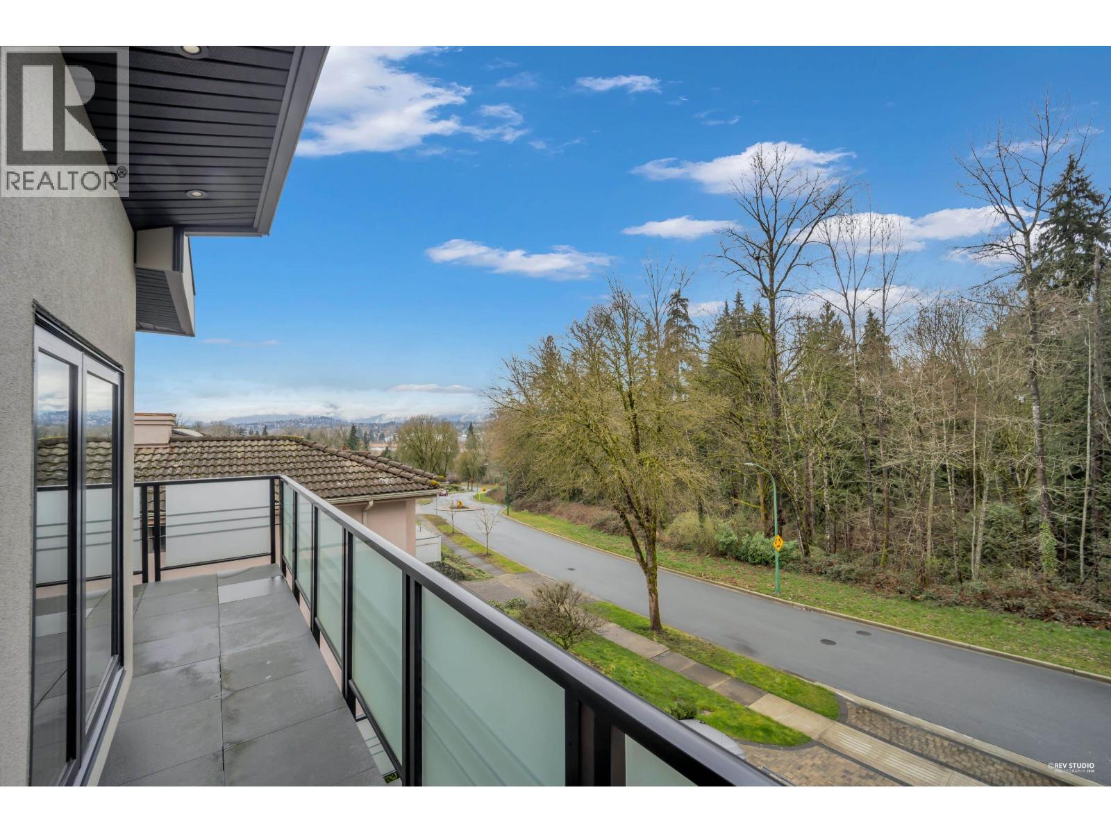 8230 Lakefield Drive, Burnaby, British Columbia  V5E 4G7 - Photo 32 - R3097563