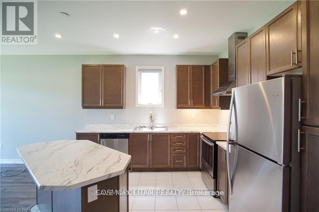 1202 Green Acres Drive, Fort Erie, Ontario  L2A 0C9 - Photo 8 - X12840566