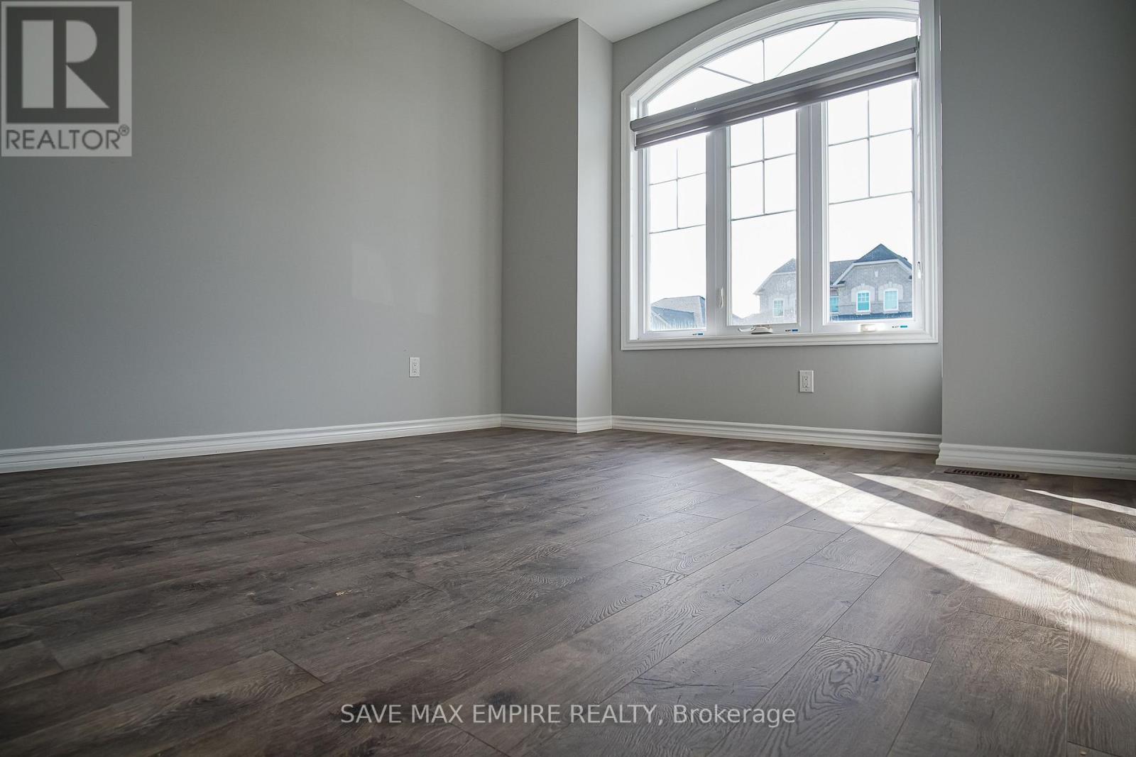 1202 Green Acres Drive, Fort Erie, Ontario  L2A 0C9 - Photo 9 - X12840566