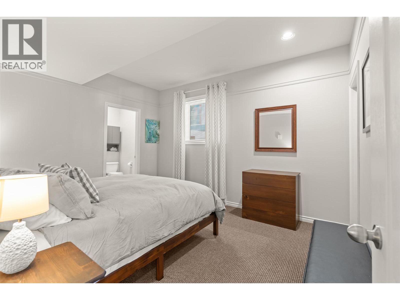 290 Silver Queen Road Unit# 1, Silver Star, British Columbia  V1B 0S5 - Photo 15 - 10377752