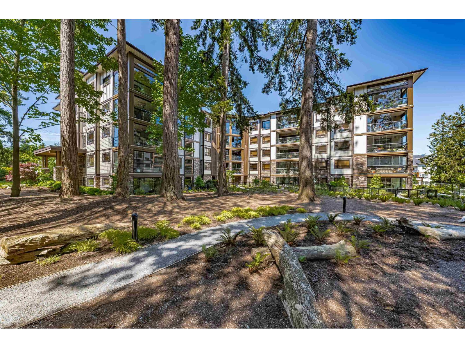401 14588 Mcdougall Drive, Surrey, British Columbia  V4P 0H1 - Photo 1 - R3097278