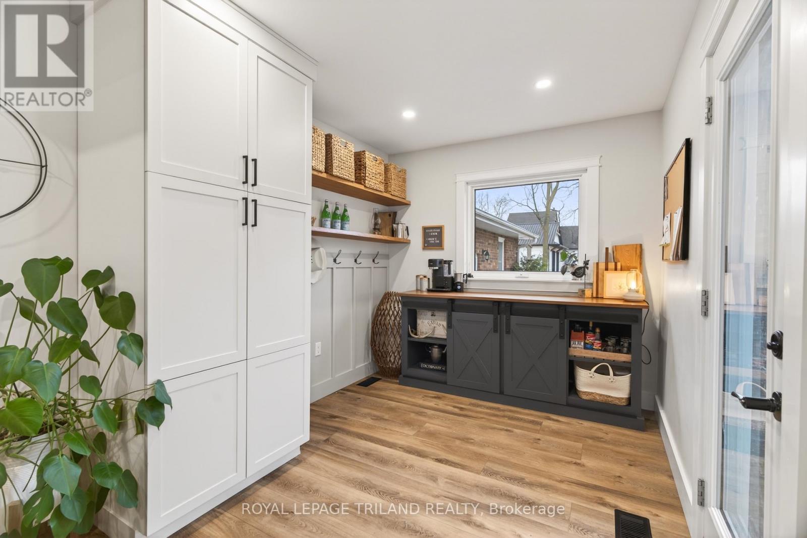 1 Dugald Street, Southwest Middlesex (Appin), Ontario  N0L 1A0 - Photo 12 - X12868704