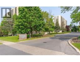 1510-260 SENECA HILL Drive, Toronto, Ontario