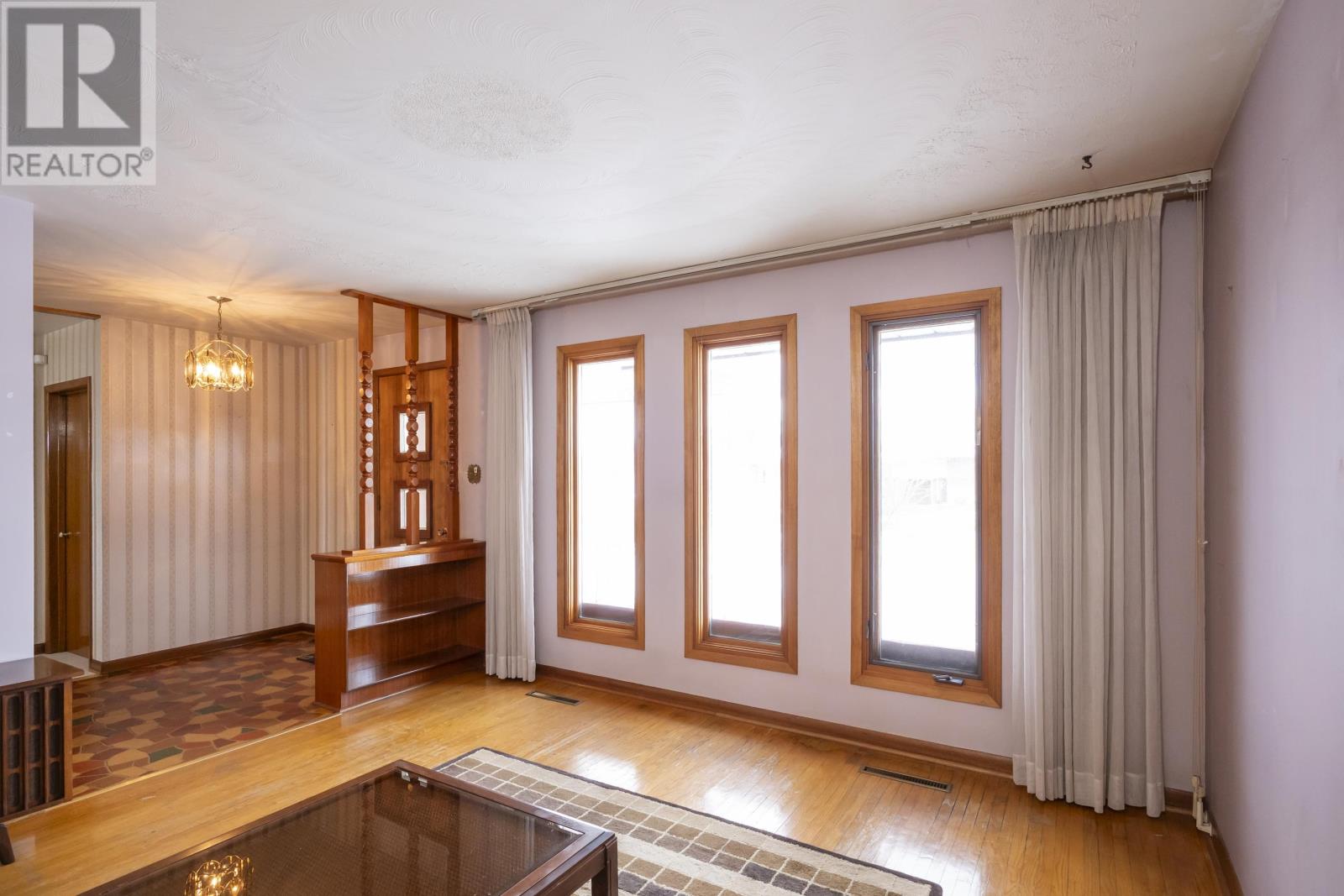 1404 Mary St., Thunder Bay, Ontario  P7E 4N1 - Photo 2 - TB2600408