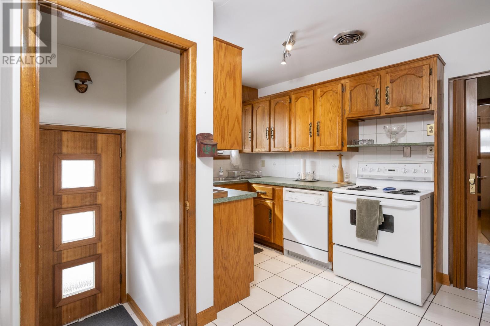 1404 Mary St., Thunder Bay, Ontario  P7E 4N1 - Photo 10 - TB2600408