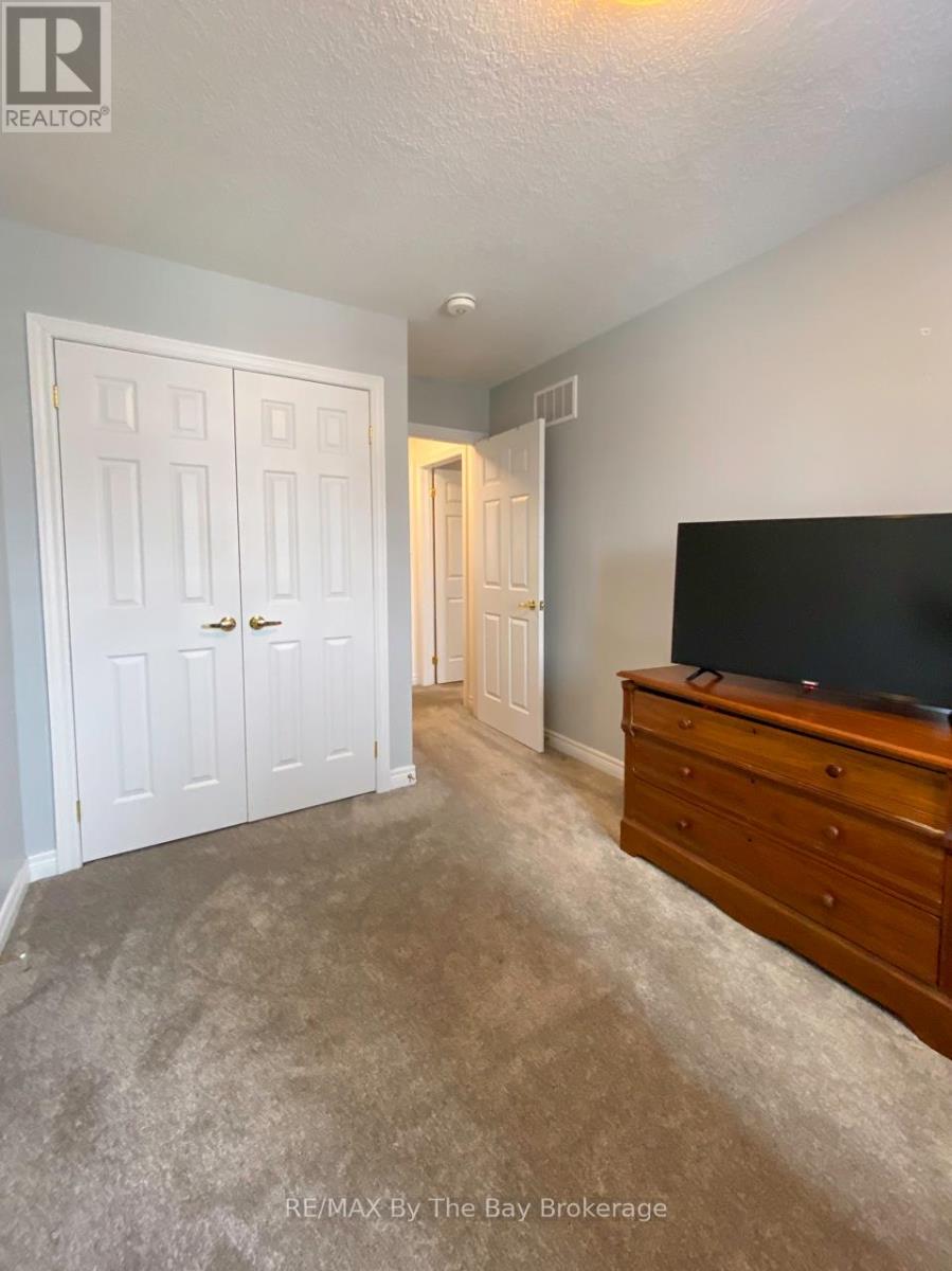 131 Stonebrook Way, Grey Highlands, Ontario  N0C 1H0 - Photo 20 - X12414267