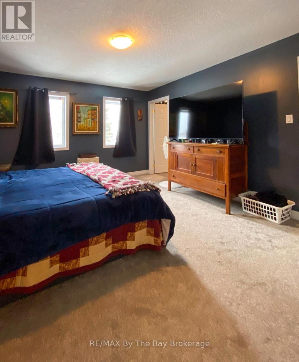 131 Stonebrook Way, Grey Highlands, Ontario  N0C 1H0 - Photo 13 - X12414267