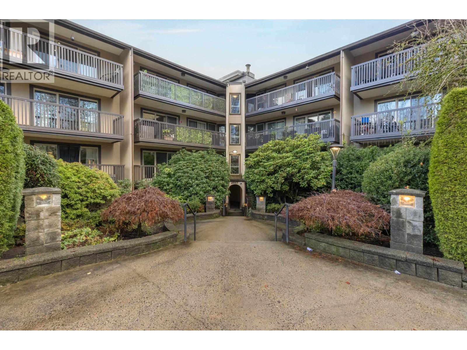 112 9847 Manchester Drive, Burnaby, British Columbia  V3N 4P4 - Photo 21 - R3098401