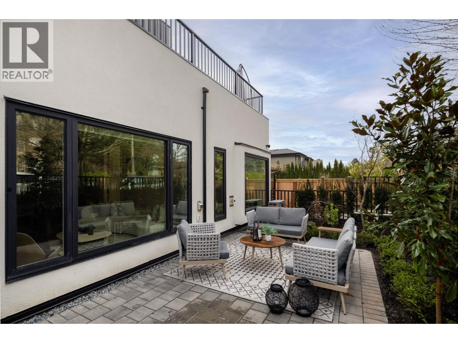 2 950 W 57th Avenue, Vancouver, British Columbia  V6P 1S3 - Photo 16 - R3098412