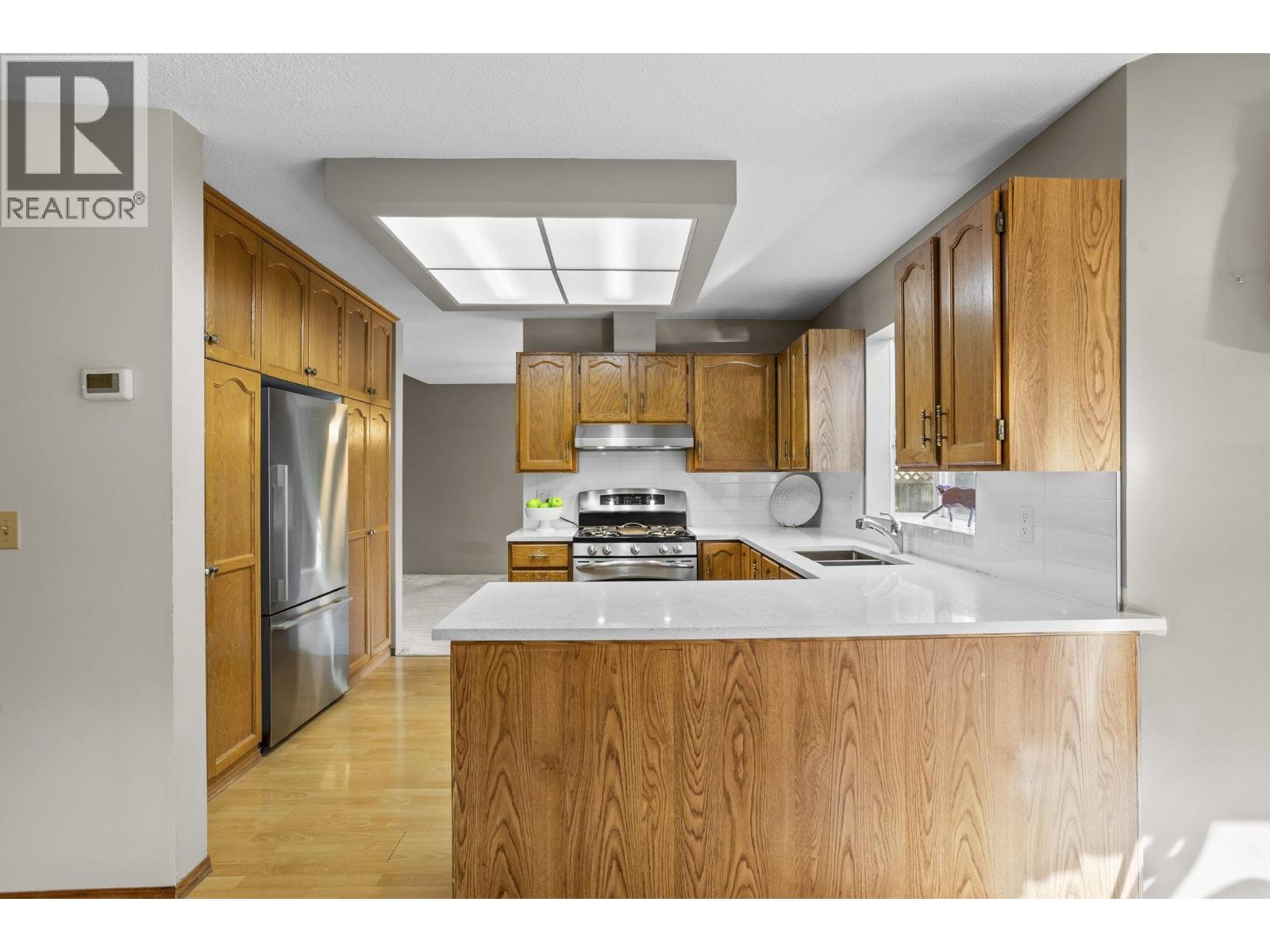 2770 Goldstream Crescent, Coquitlam, British Columbia  V3C 5G9 - Photo 12 - R3098403