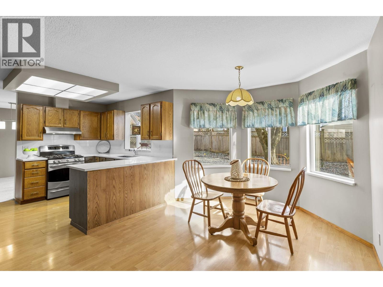 2770 Goldstream Crescent, Coquitlam, British Columbia  V3C 5G9 - Photo 13 - R3098403