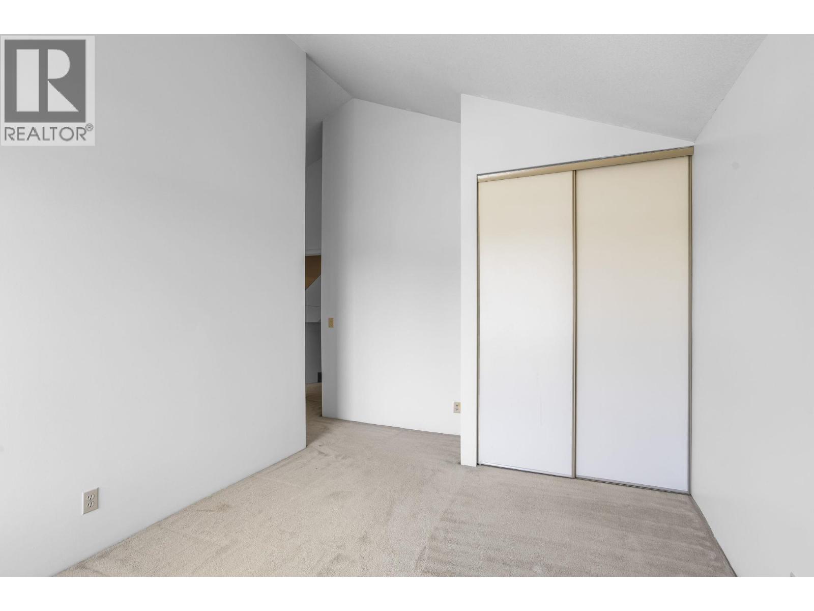 2770 Goldstream Crescent, Coquitlam, British Columbia  V3C 5G9 - Photo 28 - R3098403