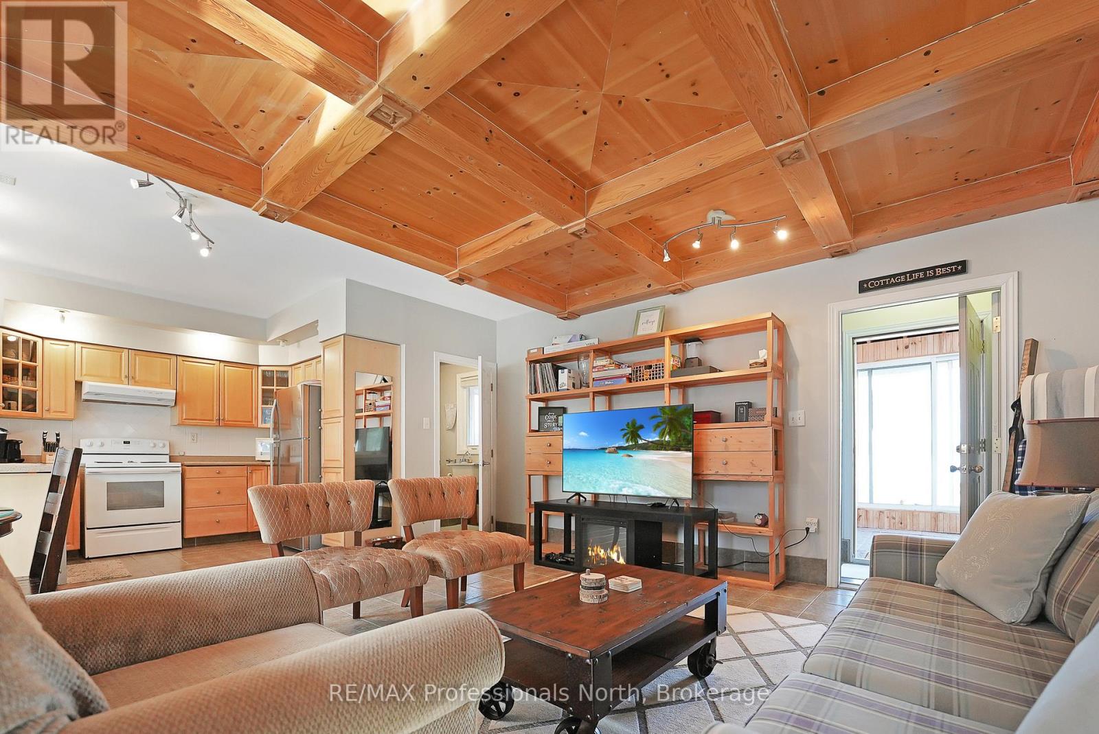 1008 Cherokee Trail, Algonquin Highlands (Stanhope), Ontario  K0M 1J1 - Photo 7 - X12868674