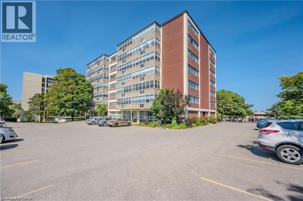 45 Westmount Road N Unit# 703, Waterloo, Ontario  N2L 2R3 - Photo 2 - 40810782