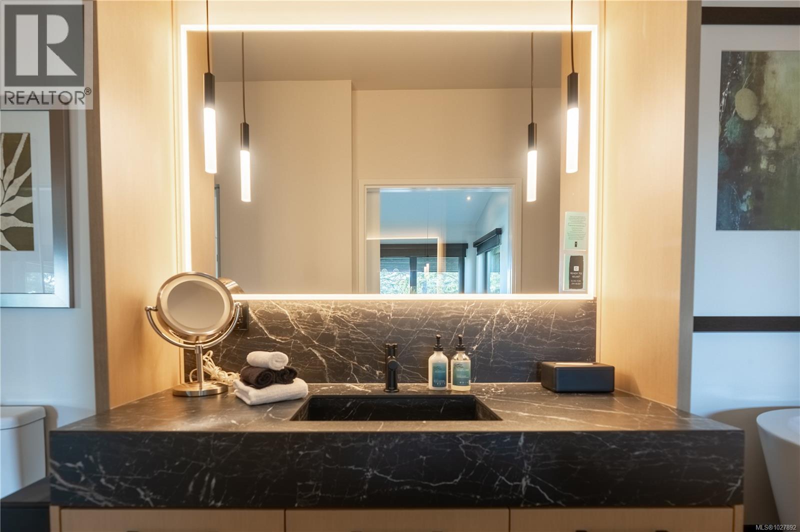 402 596 Marine Dr, Ucluelet, British Columbia  V0R 3A0 - Photo 13 - 1027892