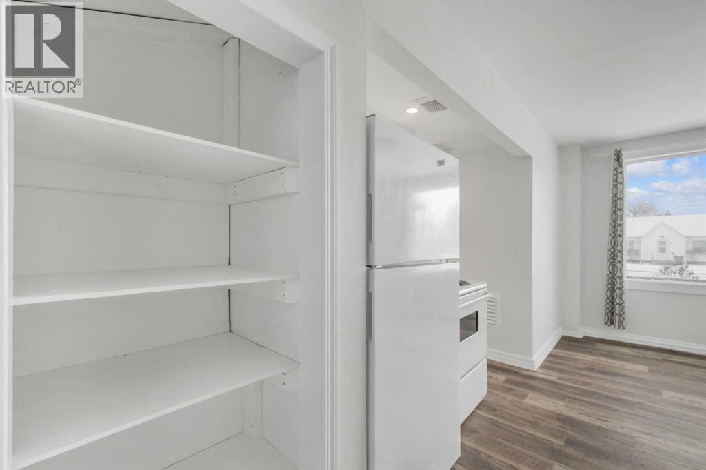 5129 48 Avenue, Ponoka, Alberta  T4J 1J2 - Photo 11 - A2289769