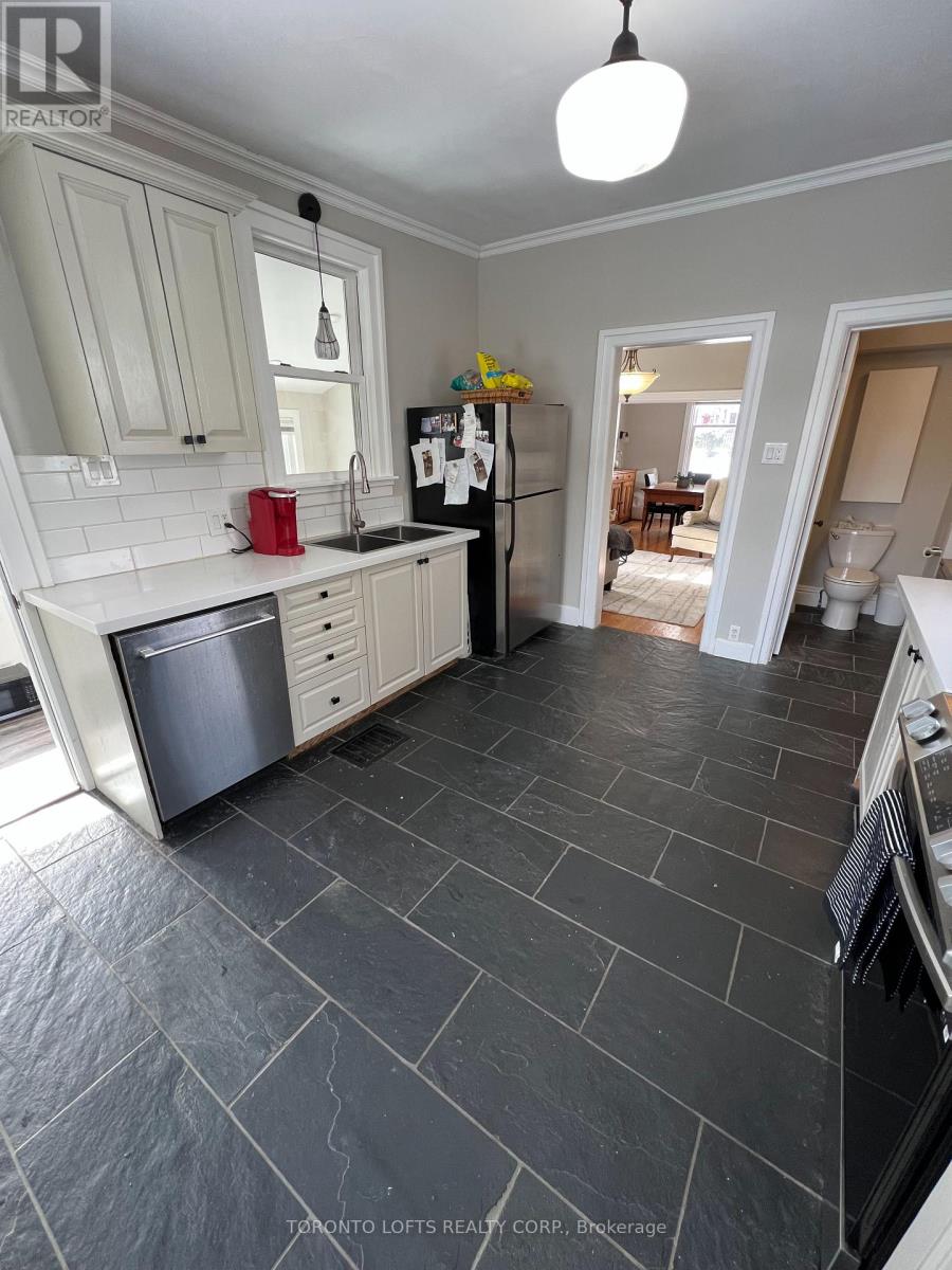 149 Elm Street, Newmarket, Ontario  L3Y 4G7 - Photo 14 - N12868690