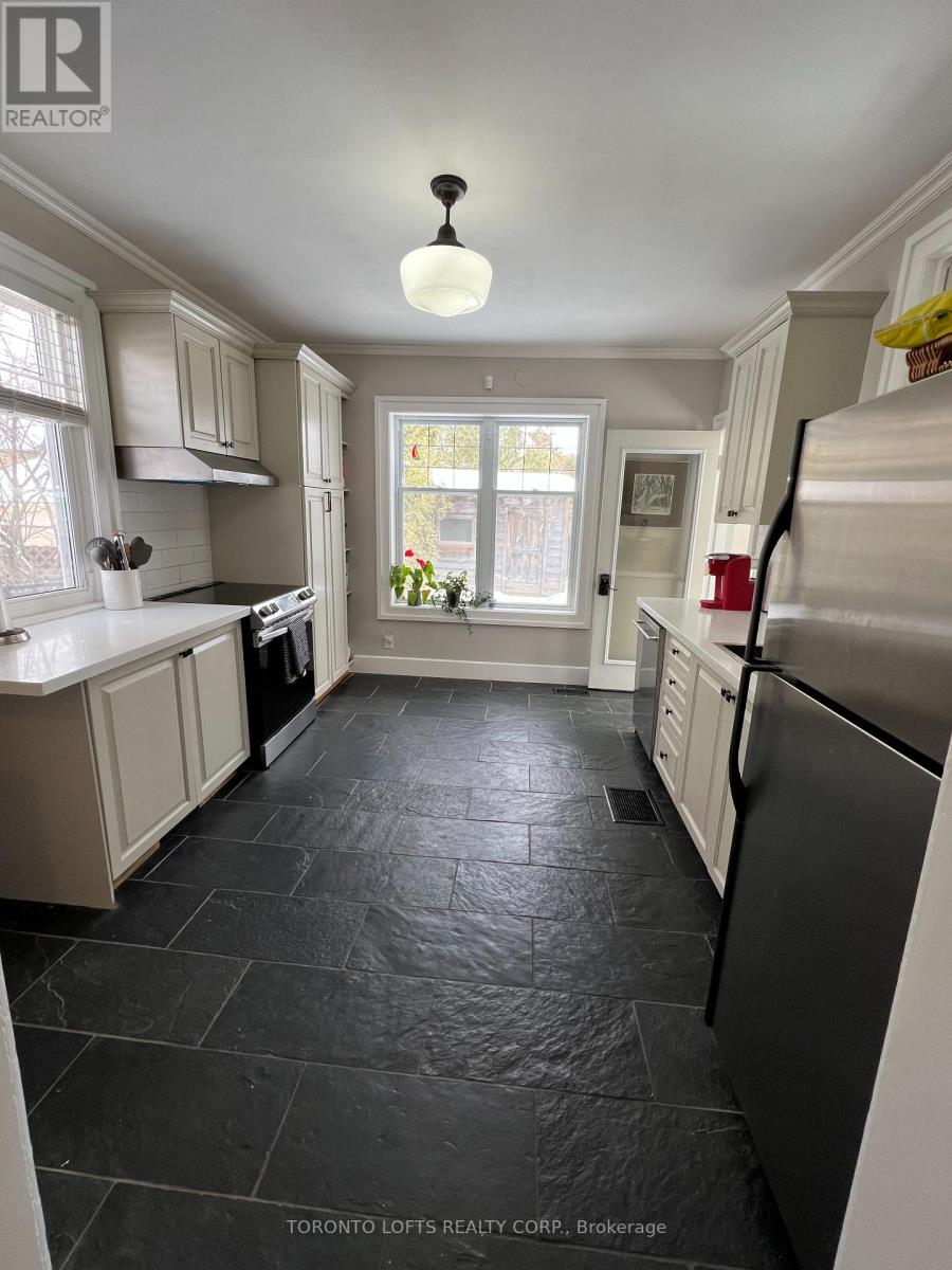 149 Elm Street, Newmarket, Ontario  L3Y 4G7 - Photo 8 - N12868690