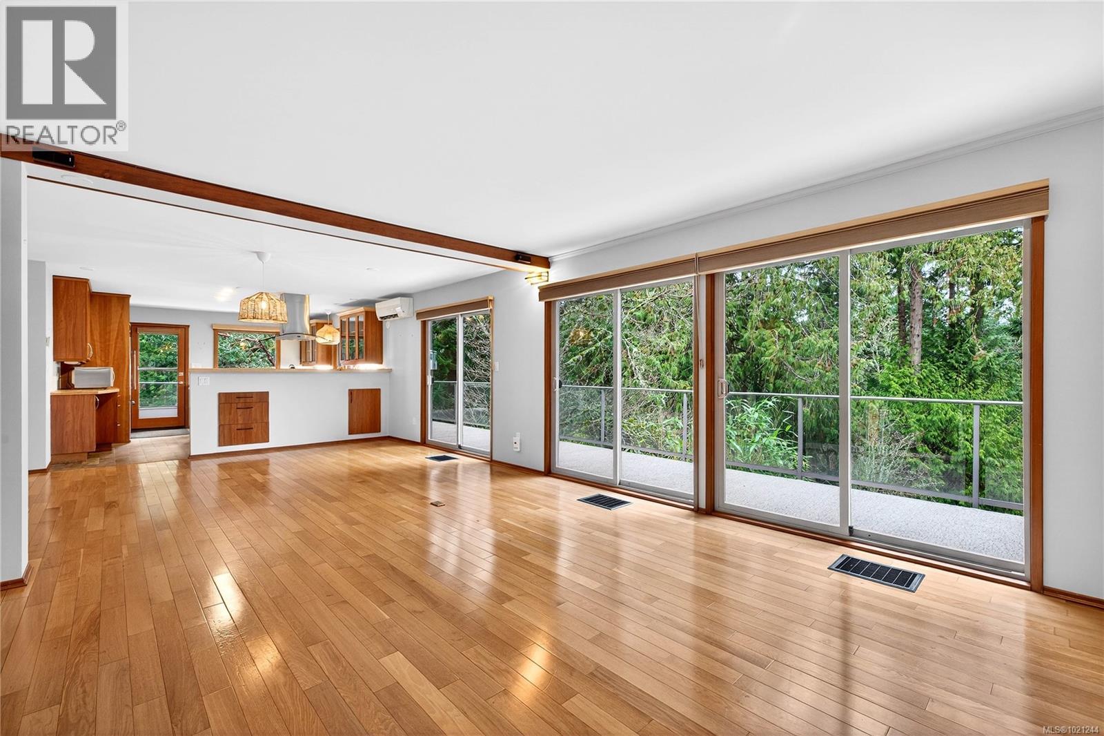 1375 Beddis Rd, Salt Spring, British Columbia  V8K 2C9 - Photo 2 - 1021244