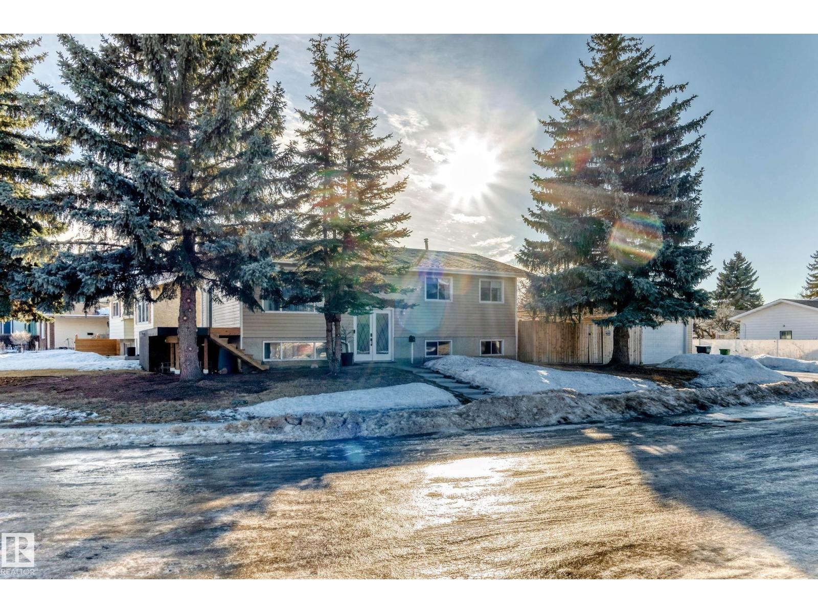 6111 18 Av Nw, Edmonton, Alberta  T6L 1M9 - Photo 3 - E4476788