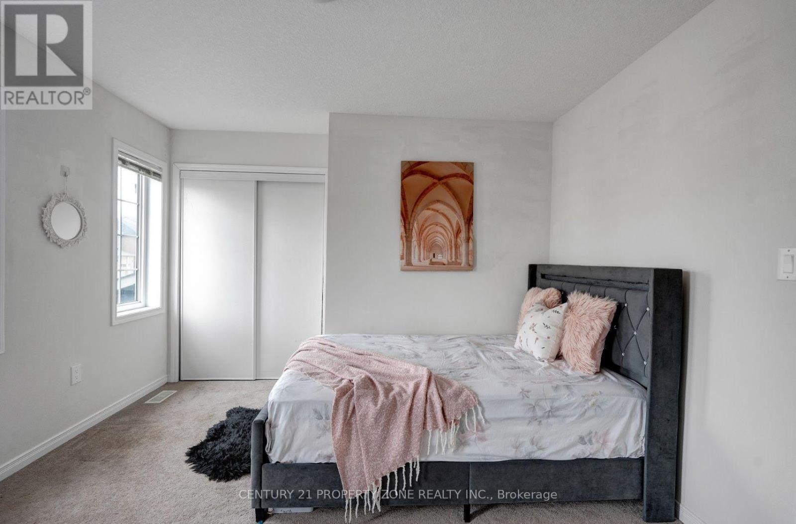 43 Mccargow Drive, Haldimand, Ontario  N3W 0C3 - Photo 11 - X12868500