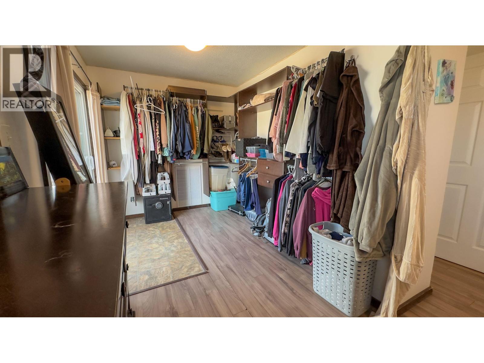 265 W 4th Street, Vanderhoof, British Columbia  V0J 3A0 - Photo 24 - R3097055