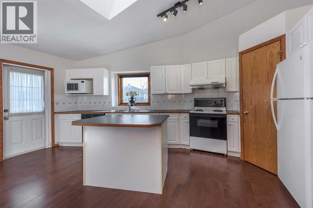 137 Arbour Ridge Heights Nw, Calgary, Alberta  T3G 3Z1 - Photo 12 - A2284155