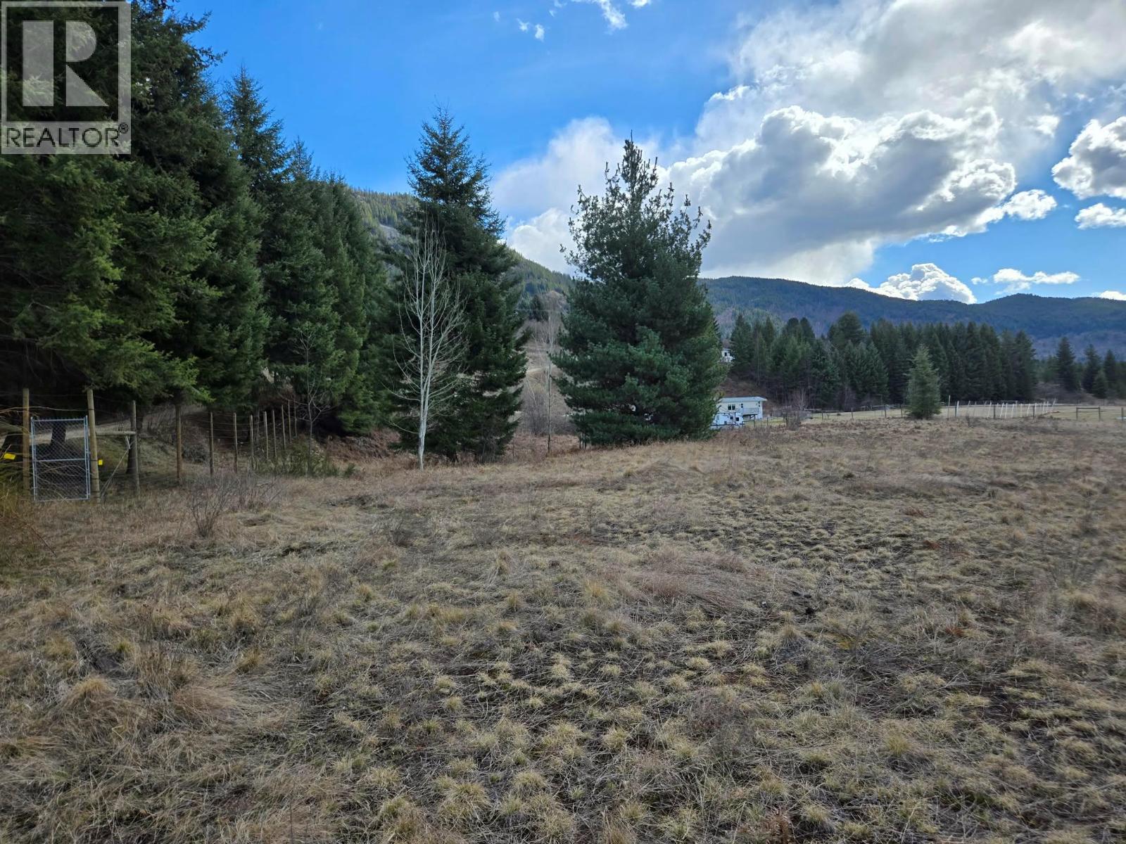 Lot 5 Bridgeview Road, Castlegar, British Columbia  V1N 4K9 - Photo 5 - 10378831