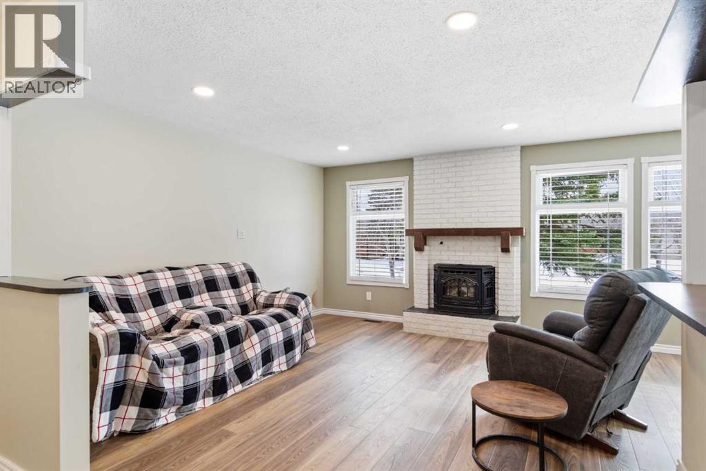 79 Templehill Drive Ne, Calgary, Alberta  T1Y 4C4 - Photo 4 - A2287245