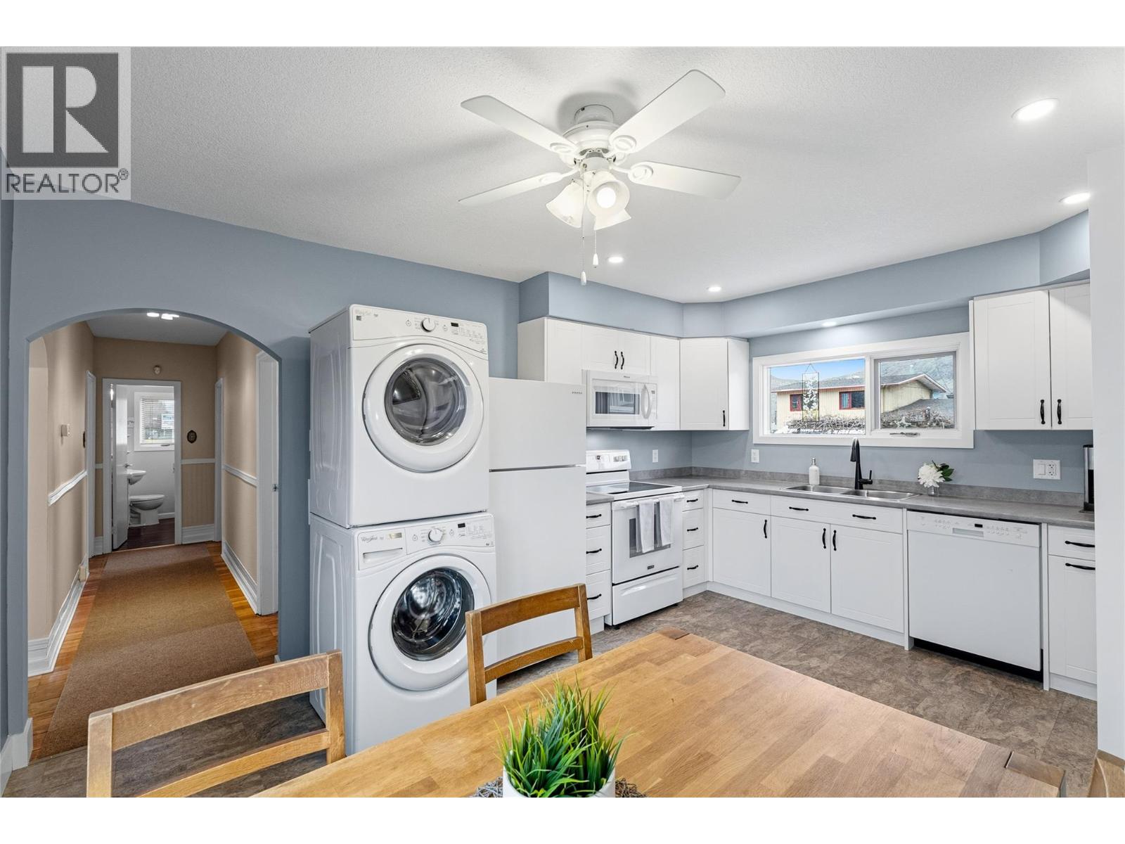 1496 Tranquille Road, Kamloops, British Columbia  V2B 5B7 - Photo 9 - 10378842