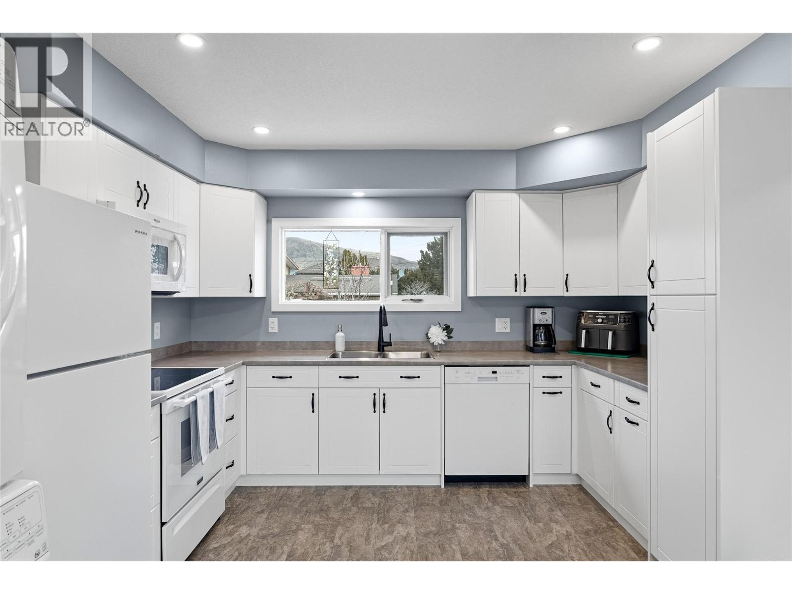 1496 Tranquille Road, Kamloops, British Columbia  V2B 5B7 - Photo 3 - 10378842