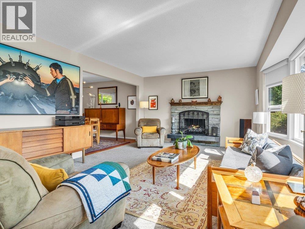 999 53a Street, Delta, British Columbia  V4M 3E2 - Photo 12 - R3098065